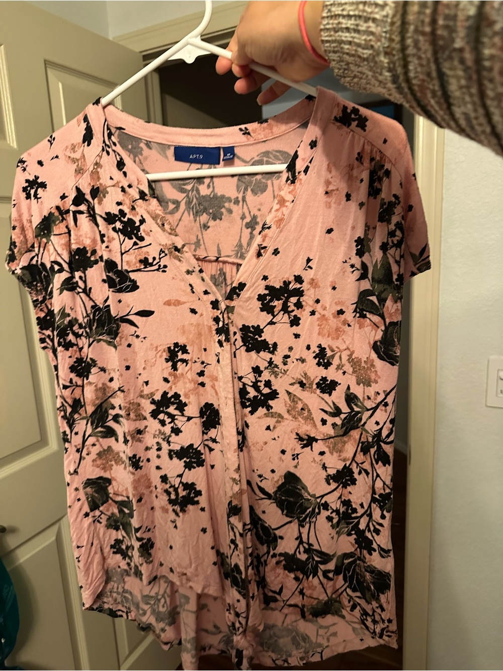 Apt. 9 Blush Pink Floral V-Neck Short Sleeve Tunic